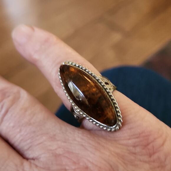 Lithuania Baltic oval Amber gemstone ring silvertone size 5 1/2 - Picture 1 of 6